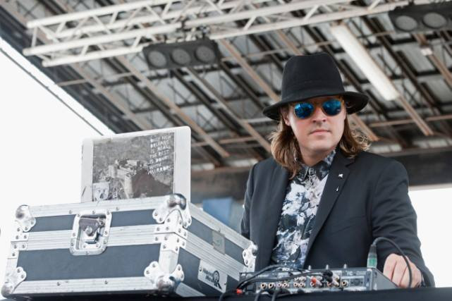 Win Butler (Arcade Fire) surprise dj set